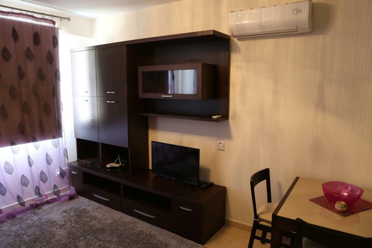 Danaos 2 Complex Apartment - By Imh Travel & Tours Paphos ภายนอก รูปภาพ