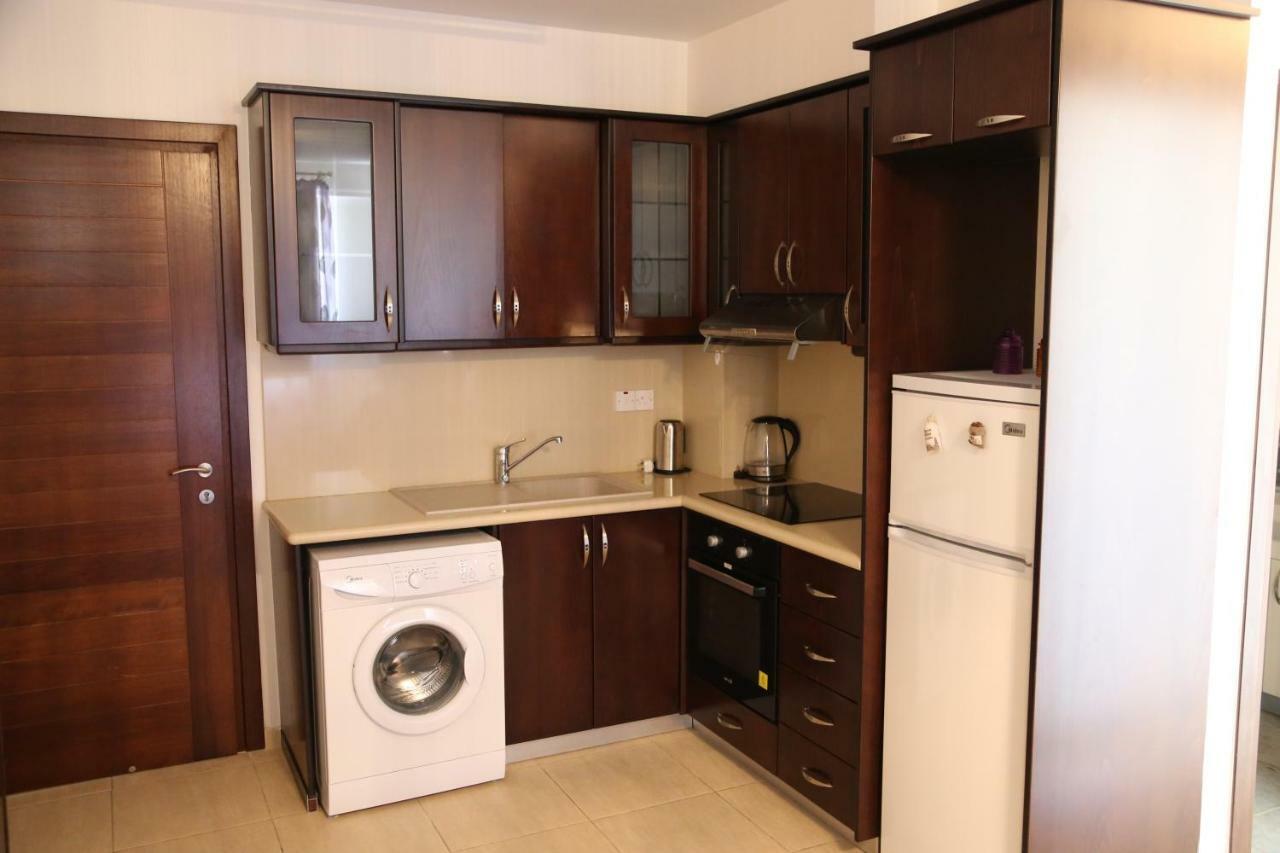Danaos 2 Complex Apartment - By Imh Travel & Tours Paphos ภายนอก รูปภาพ